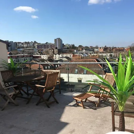 2 Bedroom City Centre Penthouse 公寓 布里斯托